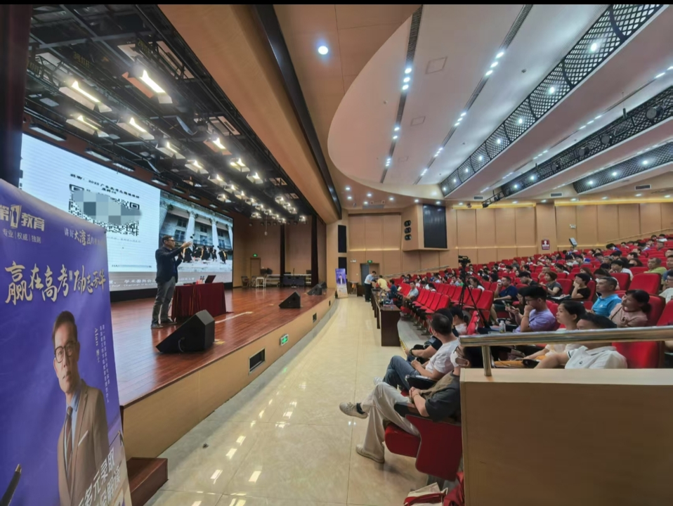 Dr. Alan Go — speaking at school tour, China